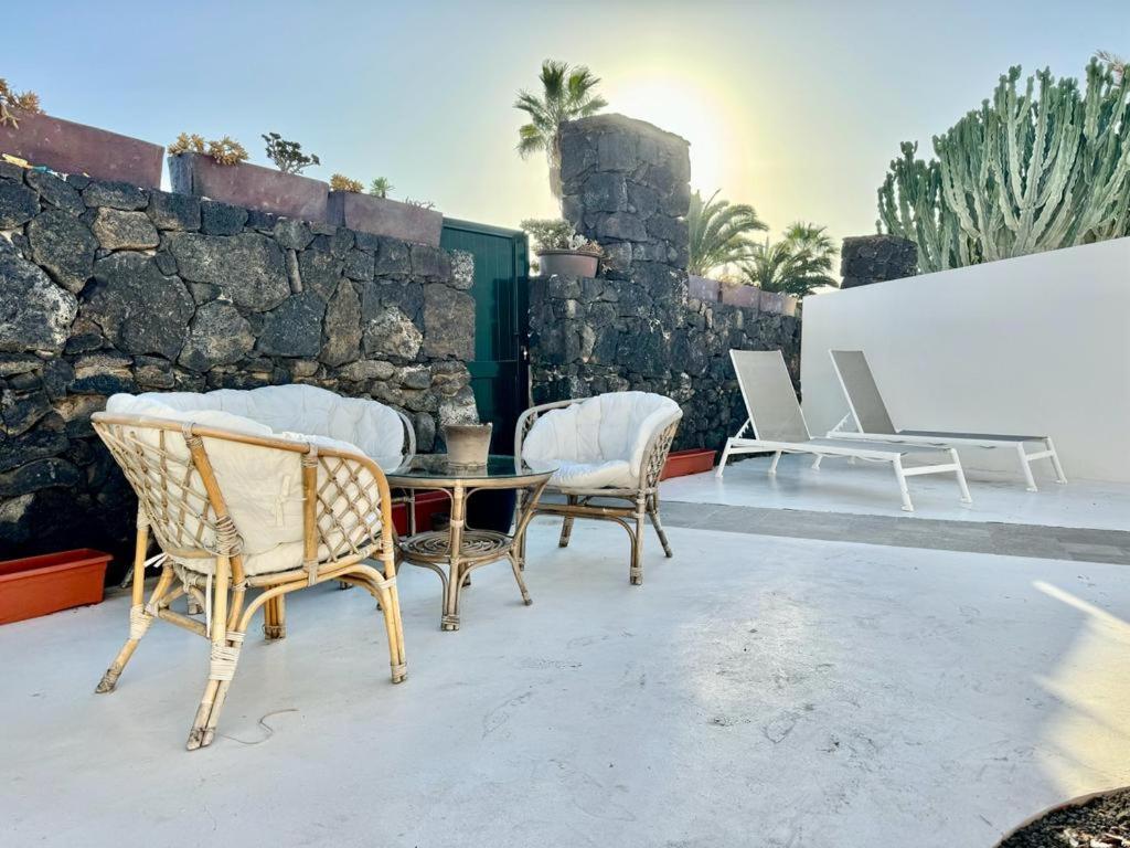 Luxury Bungalow Playa Roca Costa Teguise Exterior foto