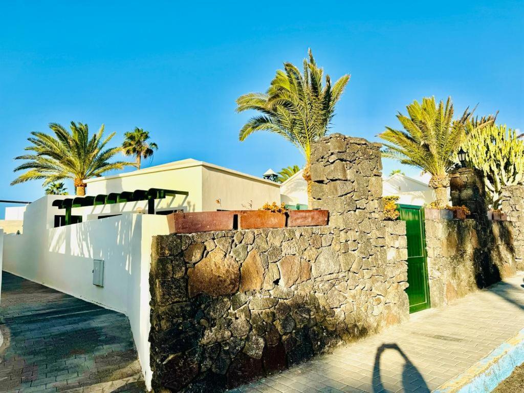 Luxury Bungalow Playa Roca Costa Teguise Exterior foto